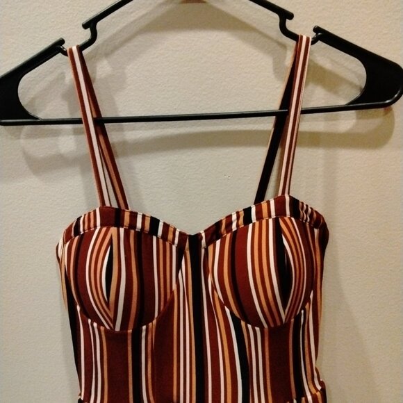 Striped Romper - Picture 2 of 7